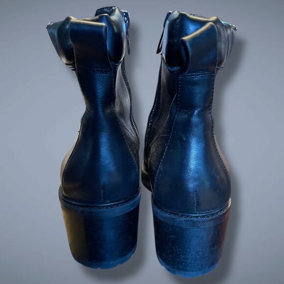 Women's Size 11 VINCE CAMUTO Gaviana Black Leather Boots Side Zip Lace Up Boots - Picture 11 of 15